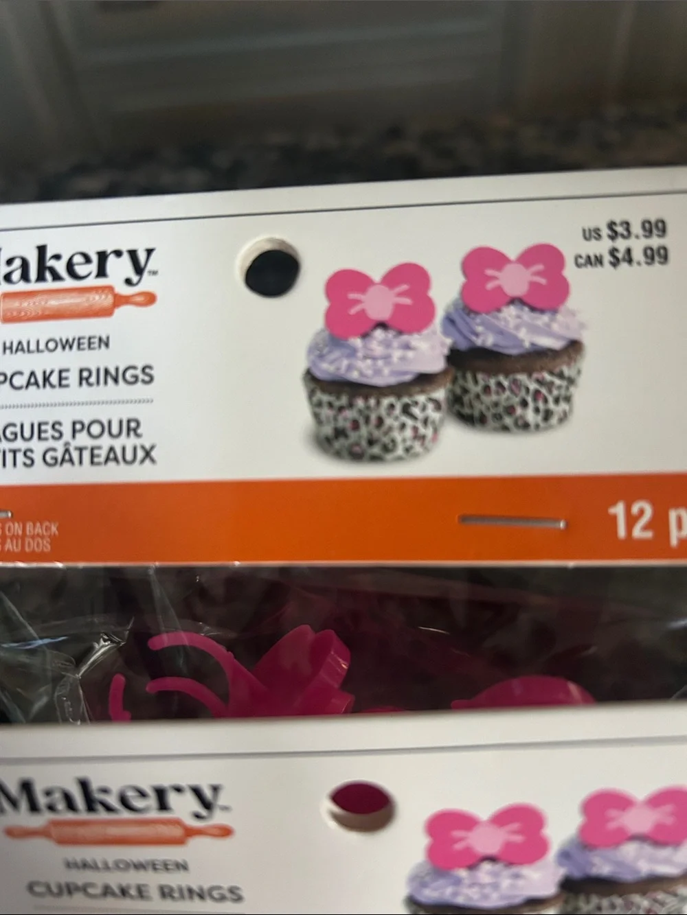 MAKERY HALLOWEEN CUPCAKE RINGS LOT OF 4 NWT